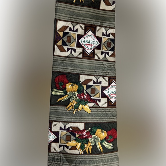 TABASCO 100% Silk Pepper Sauce Necktie / Tie | Regular/Standard Length - Picture 8 of 16